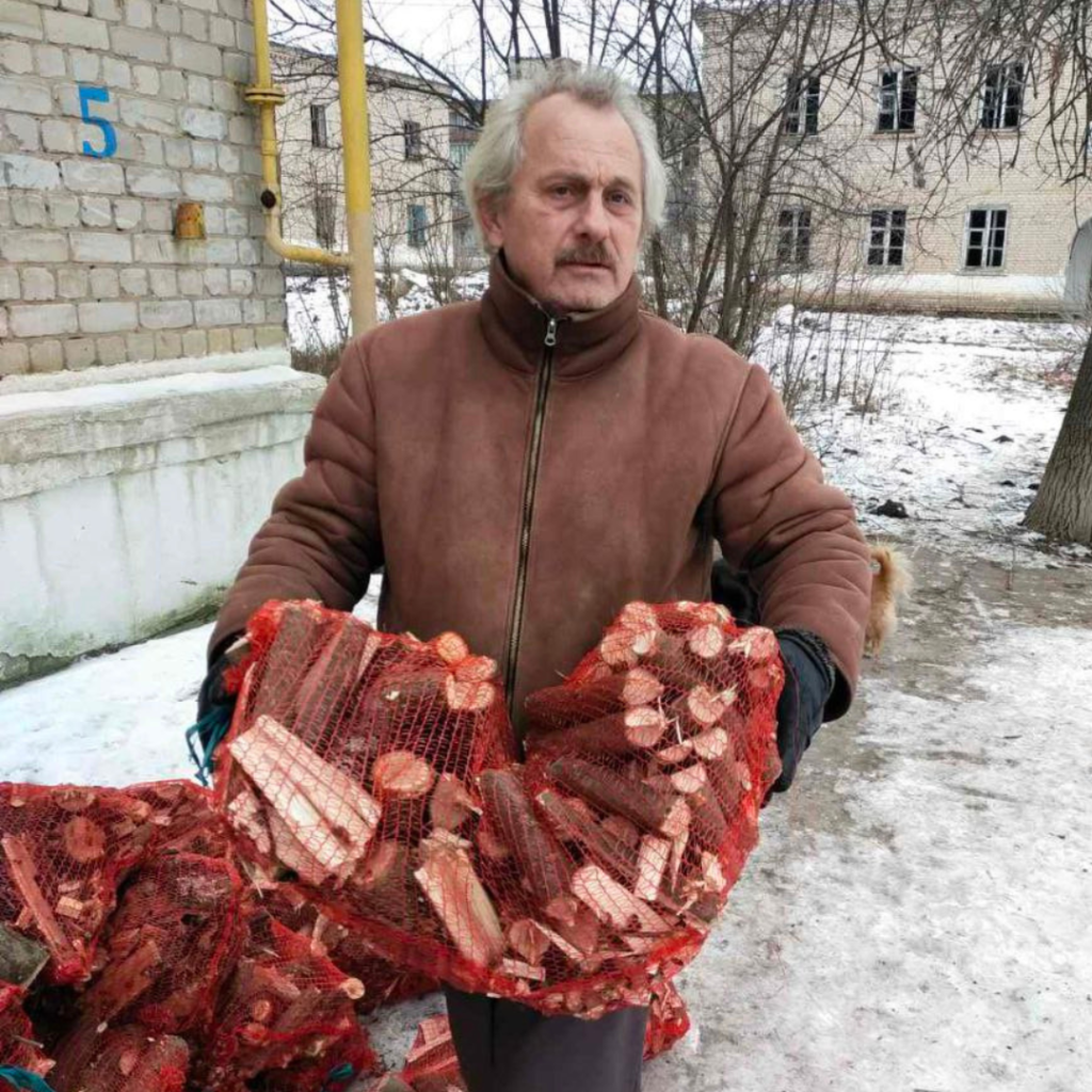 Допомагаємо відновити житло та забезпечуємо теплом мешканців Харківщини! | БФ «Схід SOS», картинка №1