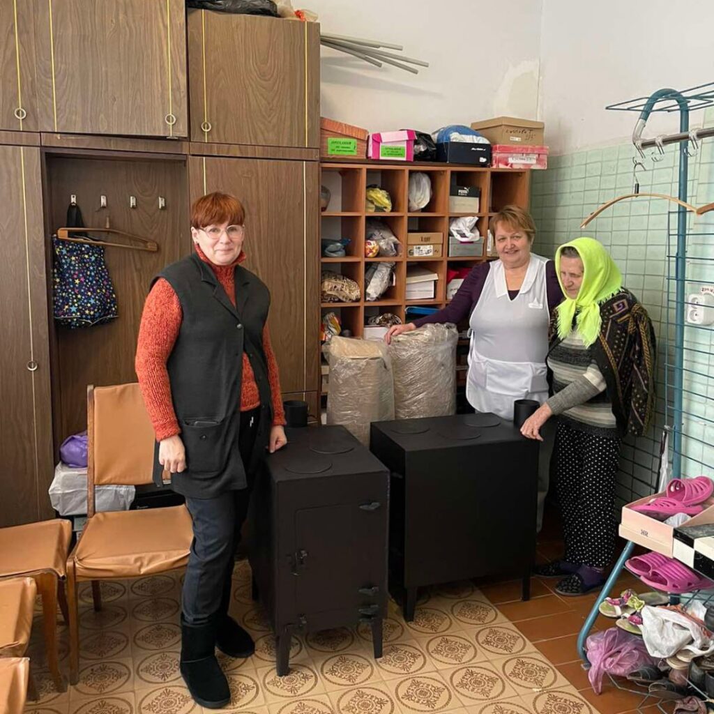 Sharing warmth with shelters for IDPs and vulnerable groups | CF «East SOS», картинка №1