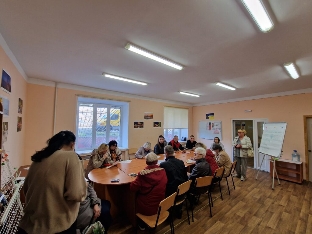 Vostok SOS provides electric heaters to war victims in Zaporizhzhia | CF «East SOS», картинка №2