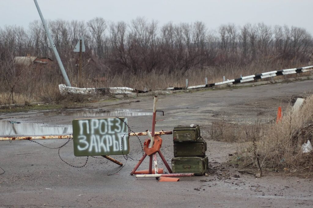 Свои.City: «Тишина заставляет чувствовать себя неловко. Что увидела в прифронтовой зоне правозащитница из Польши» | БФ «Схід SOS», картинка №23