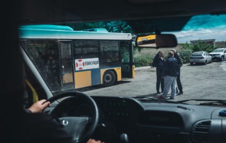 Як безоплатно евакуюватися з прифронту: гайд від Восток SOS