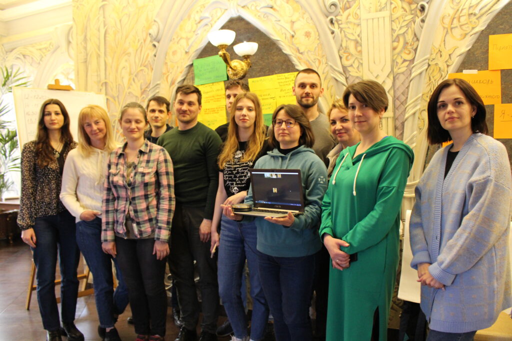 Last week, the team of documenters held a two-day strategic session | CF «East SOS», картинка №6