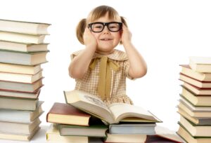 little-kid-books-glasses