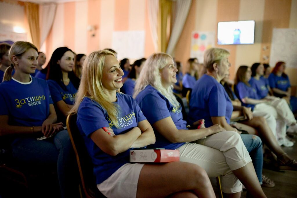 Зустріч фахівчинь мережі безпечних просторів для жінок і дівчат «Затишно space» | БФ «Схід SOS», картинка №6