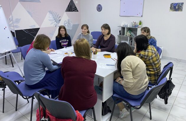 Оголошуємо тендер на надання послуг з проведення тренінгів з профільного навчання для жінок та підлітків