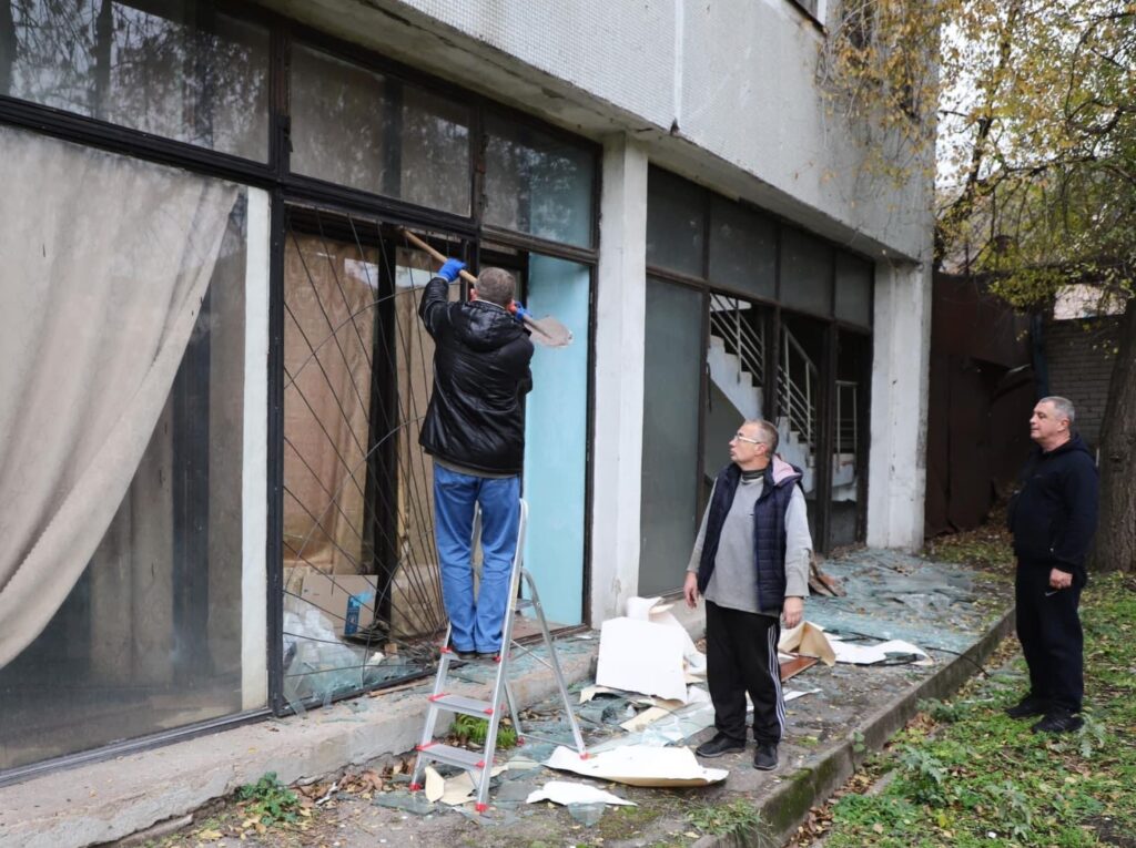 Команда фонду відновила студентські гуртожитки Запорізької політехніки на суму  635 418 гривень | БФ «Схід SOS», картинка №2