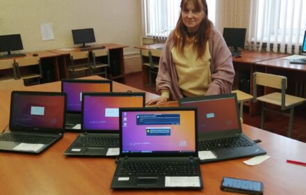 Vostok SOS keeps sending laptops to teachers