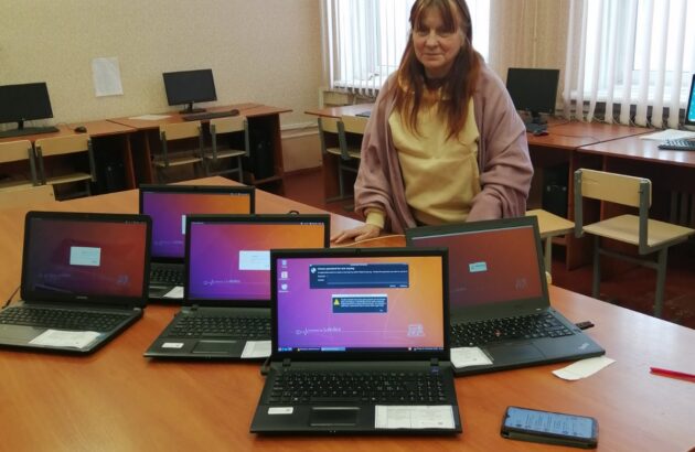 Vostok SOS keeps sending laptops to teachers