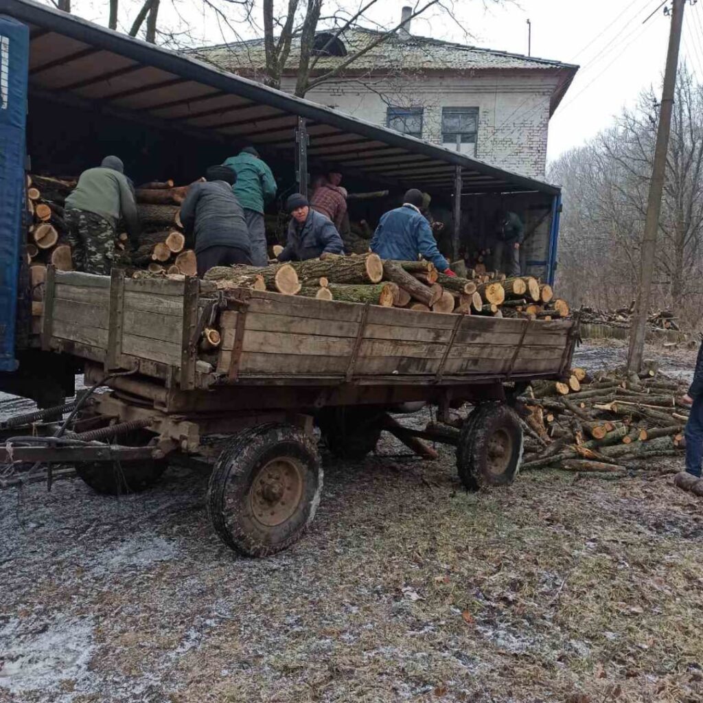 The Vostok SOS Charitable Foundation provides a continuous heating supply in a shelter for IDPs in the Poltava region | CF «East SOS», картинка №4