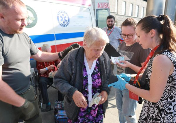 Евакуаційник БФ «Восток SOS»: «Найскладніше – прийняти рішення їхати чи ні, коли це евакуація з гарячих точок прифронту» | БФ «Схід SOS», картинка №3