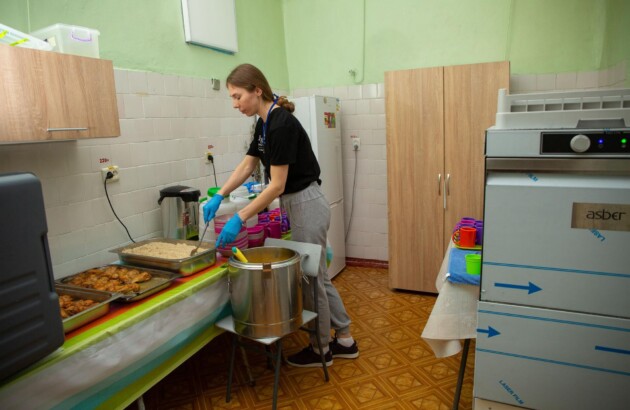 Тендер із закупівлі послуг мобільного гарячого харчування (м. Харків)