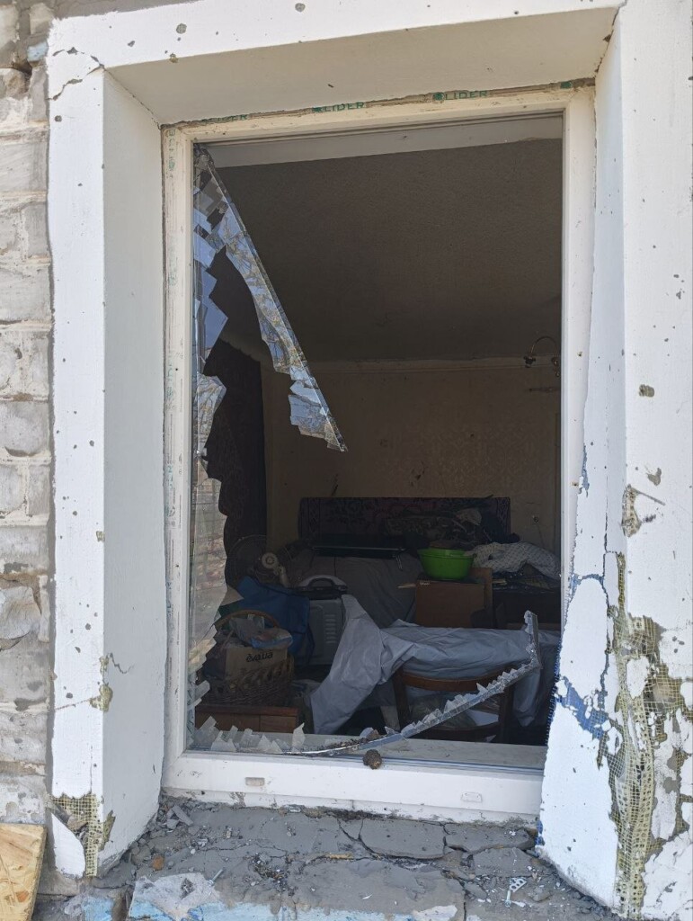 Історія Катерини з Ізюма: команді БФ «Схід SOS» вдалося відновити будинок жінки, яка пережила окупацію | БФ «Схід SOS», картинка №5