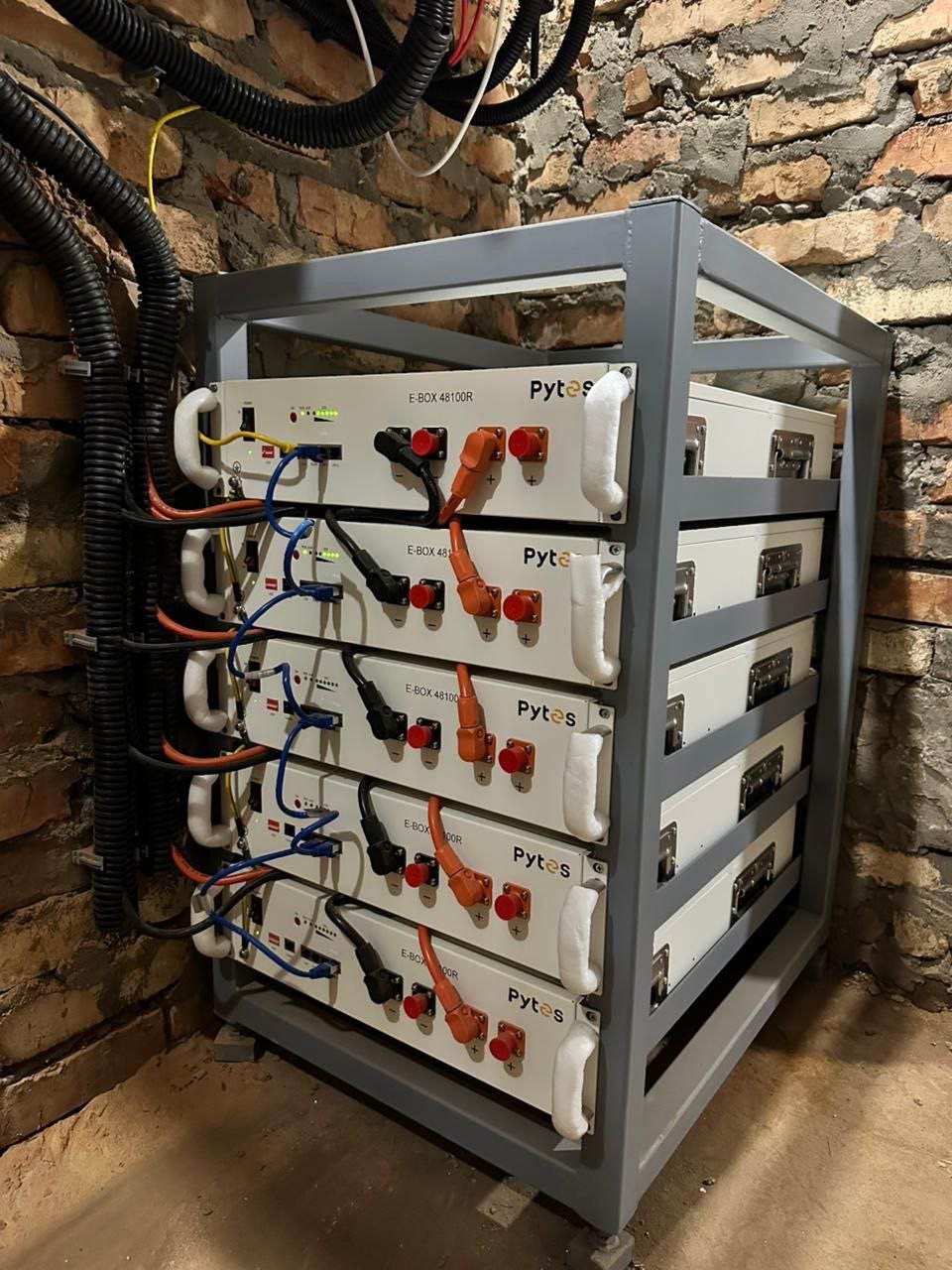 CF “East SOS” Sets Up Hybrid Solar Power Station in Mykolaiv | CF «East SOS», картинка №4