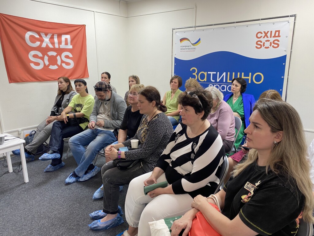 У «Затишно space» відбулися зустрічі з нагоди 11 річниці БФ «Схід SOS» | БФ «Схід SOS», картинка №2