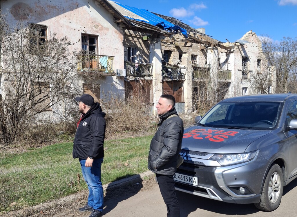 Команда БФ «Схід SOS» розпочинає реалізацію проєкту «Незалежний громадський моніторинг процесів відбудови соціальної інфраструктури в Херсонській та Миколаївській областях». | БФ «Схід SOS», картинка №1