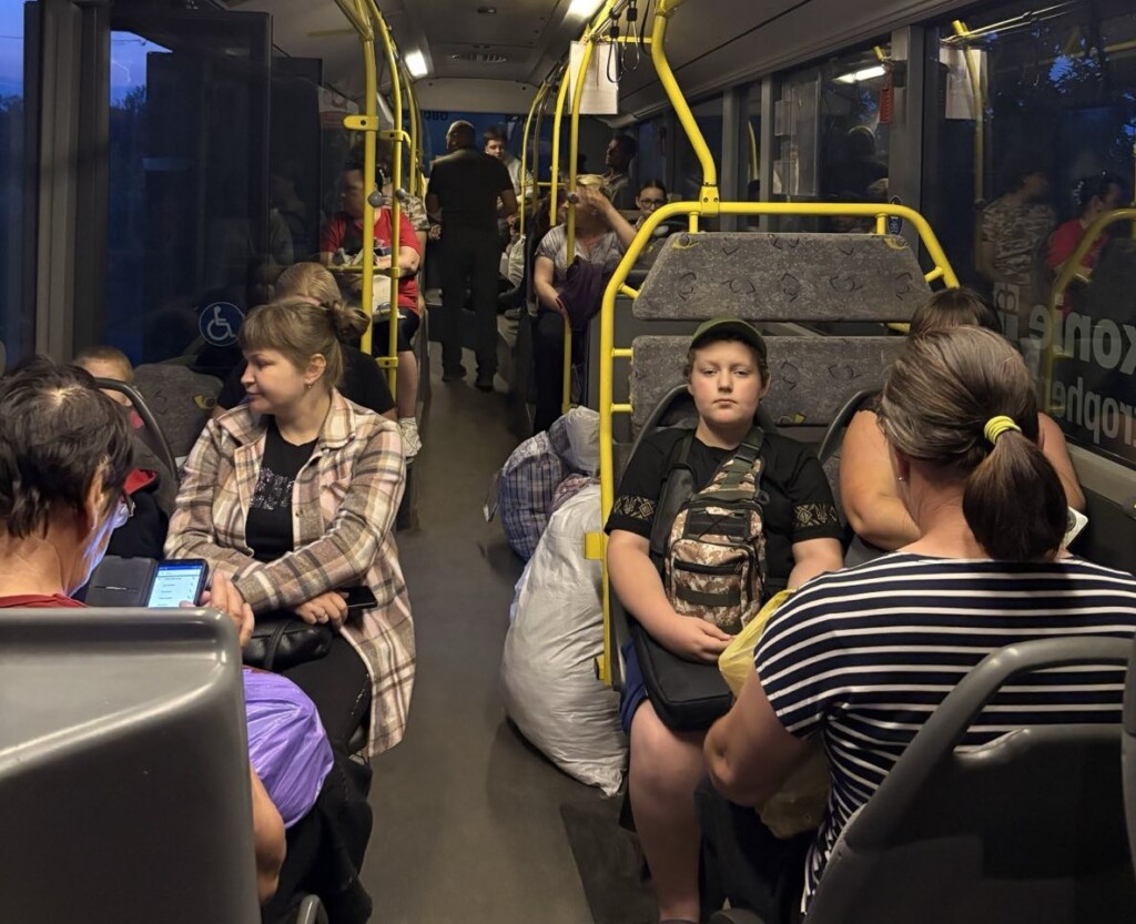 21 врятоване життя: БФ «Схід SOS» і партнери евакуювали родини з Іванівки | БФ «Схід SOS», картинка №1