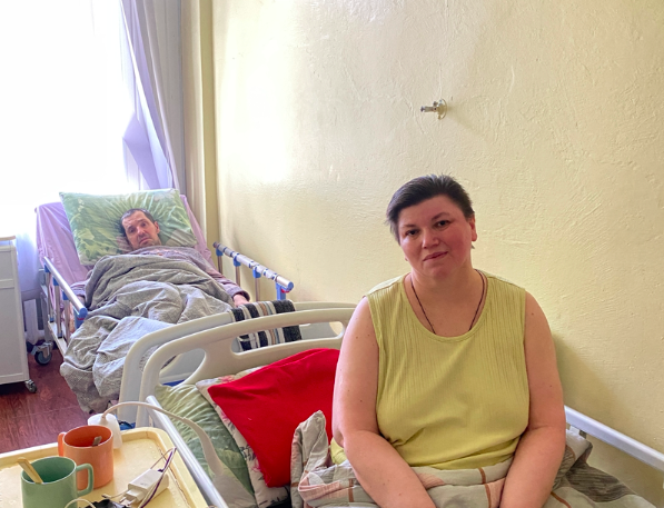 Не втратити надію попри 32 місяця без сонця: історія Олени та Олега зі Святогірська | БФ «Схід SOS», картинка №1