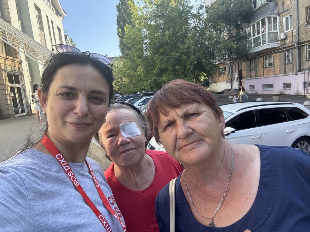«Коли мені повернули зір, я без зволікань зателефонувала онукам»: історія Валентини з Краматорська | БФ «Схід SOS», картинка №4