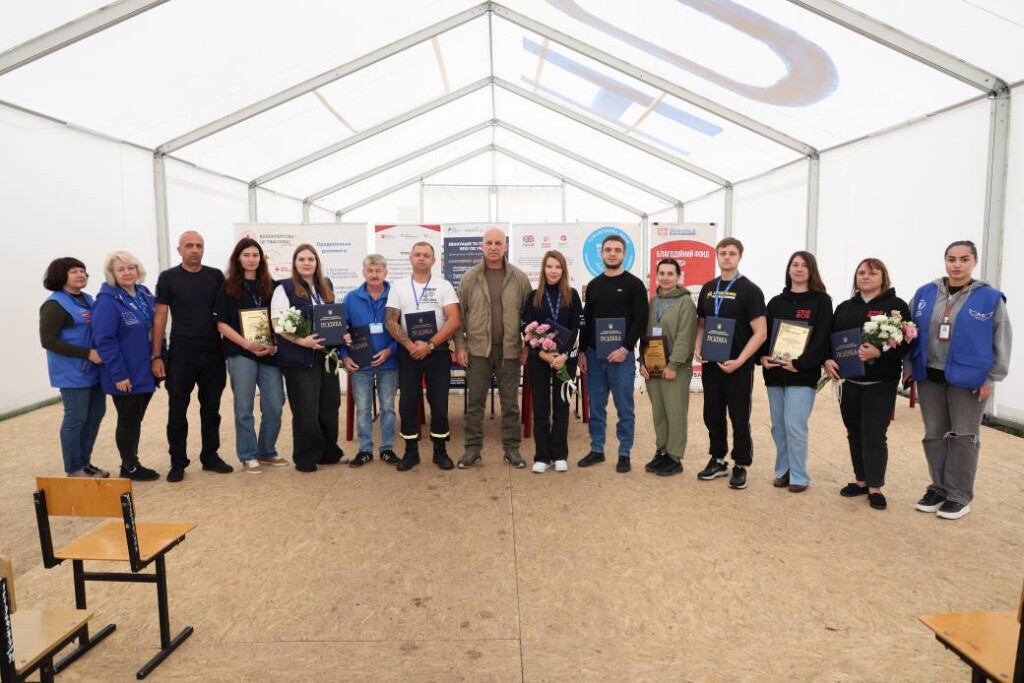 The East SOS Charity Foundation Has Been Honored for Evacuation and IDP Assistance by the Defense Council of the Donetsk region and the Donetsk Regional State Administration | CF «East SOS», картинка №3