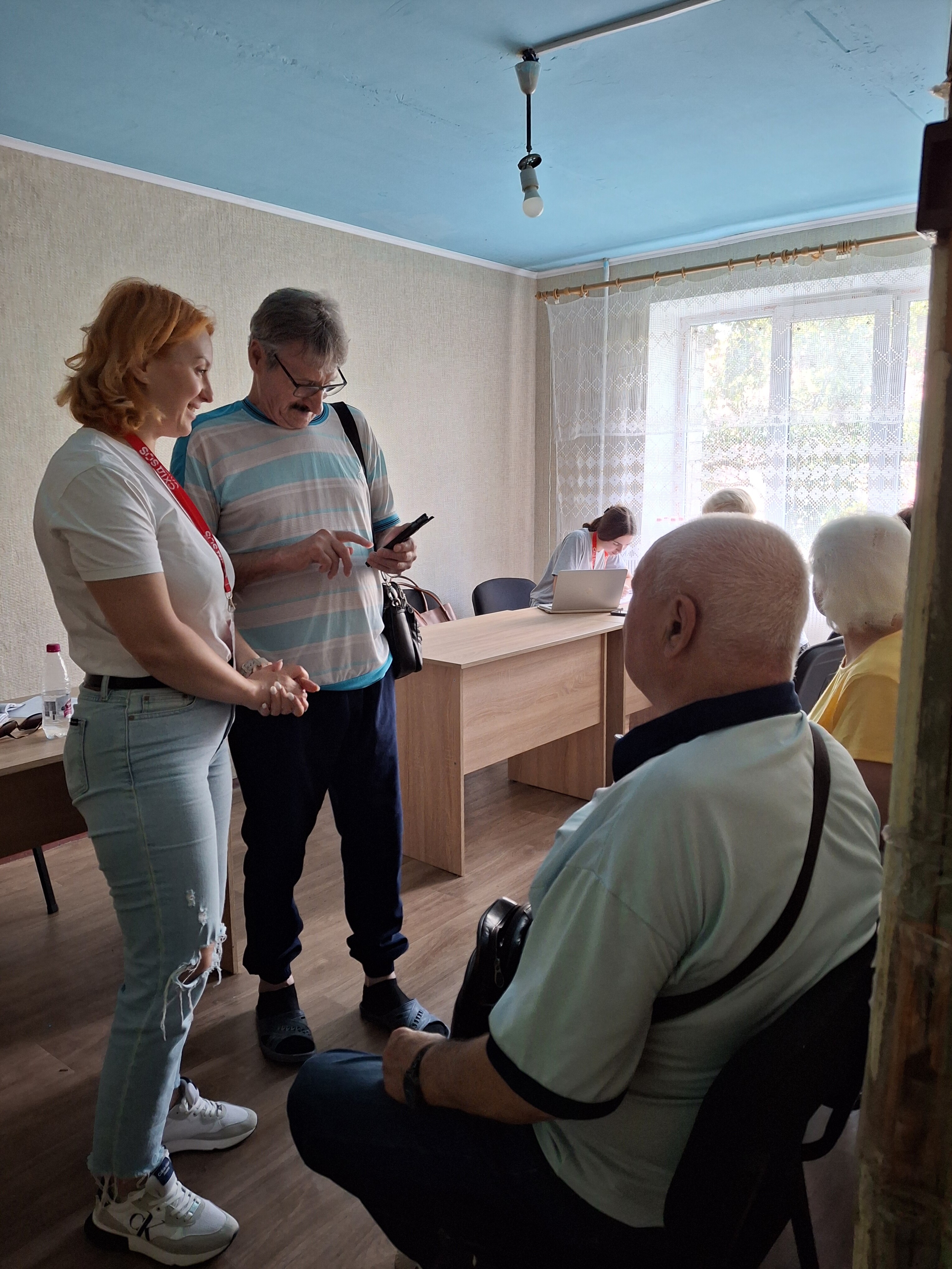 Мобільні бригади психосоціальної та юридичної підтримки БФ «Схід SOS» системно надають послуги постраждалим у прифронтових громадах | БФ «Схід SOS», картинка №15