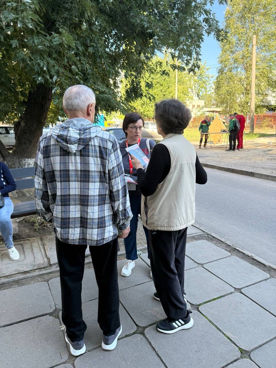 Команди Благодійного фонду «Схід SOS» підтримали жителів Запоріжжя та Чугуєва, чиї будинки постраждали від чергових російських атак | БФ «Схід SOS», картинка №5