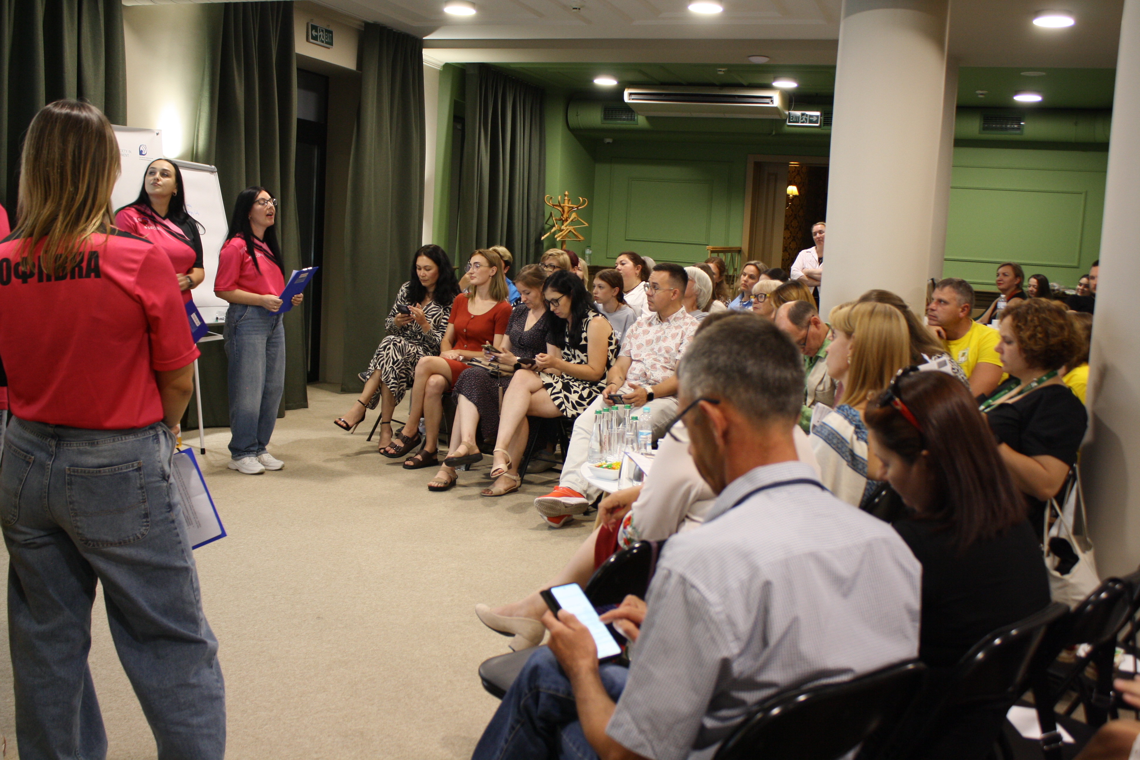 Idea Pitching within the Schools Up Project: How East SOS Transforms Communities in Frontline and Border Regions | CF «East SOS», картинка №1
