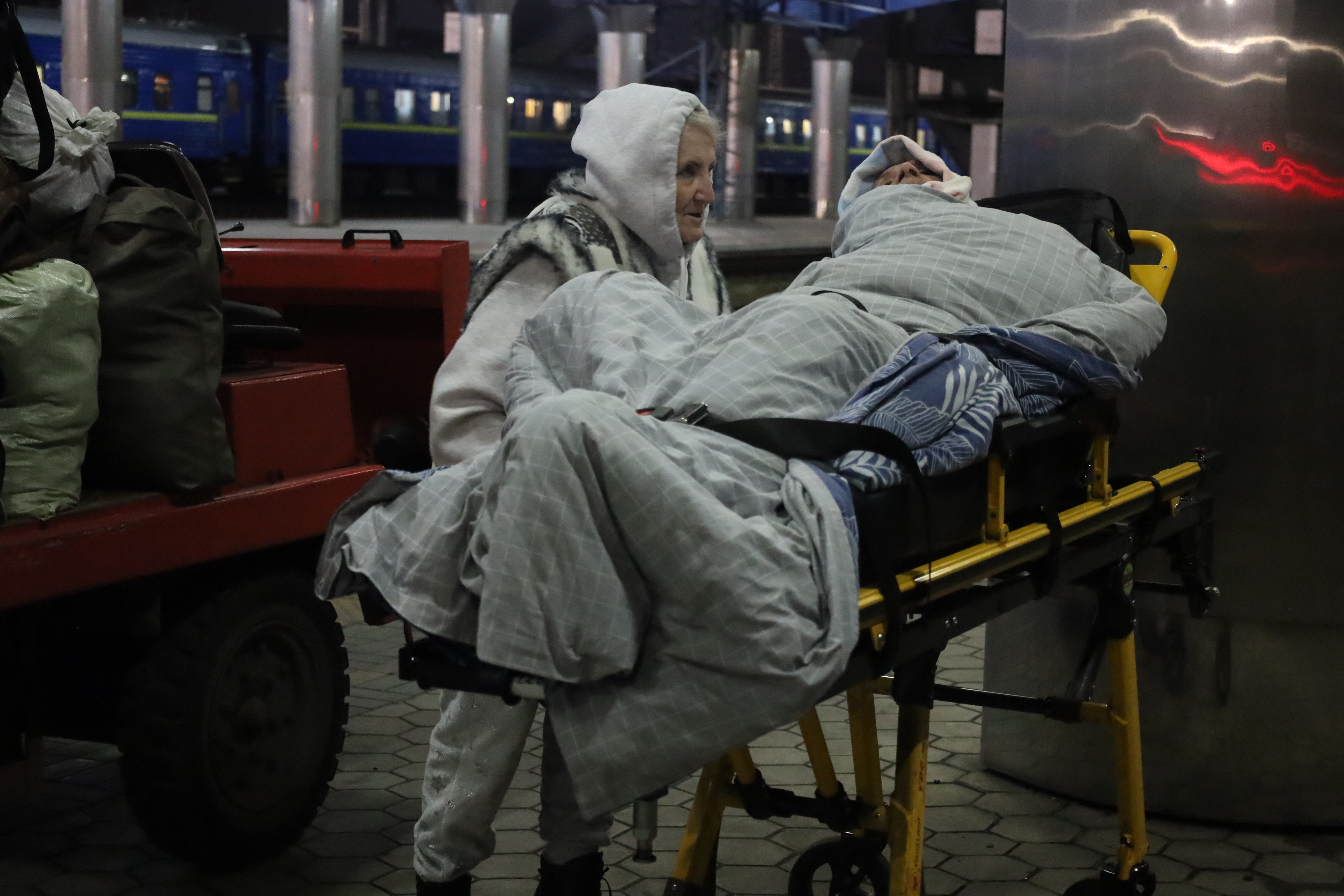 Ще 10 людей вирушили до постійного безпечного прихистку завдяки команді БФ «Схід SOS» | БФ «Схід SOS», картинка №12