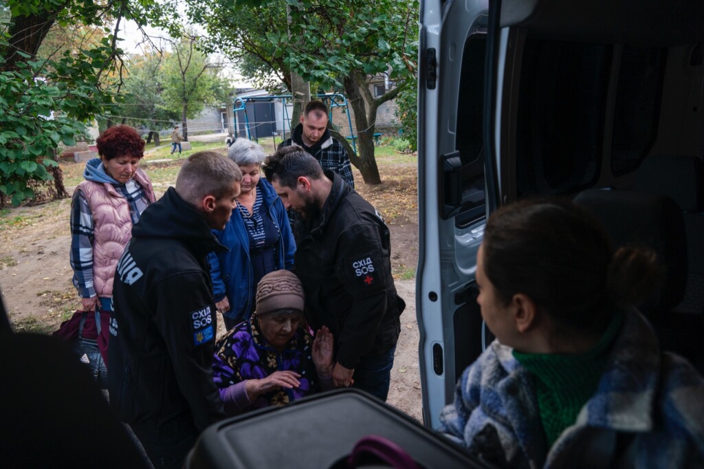 East SOS Has Evacuated 3,389 People From the Frontline in 5 Months as Part of the UHF Project | CF «East SOS», картинка №5