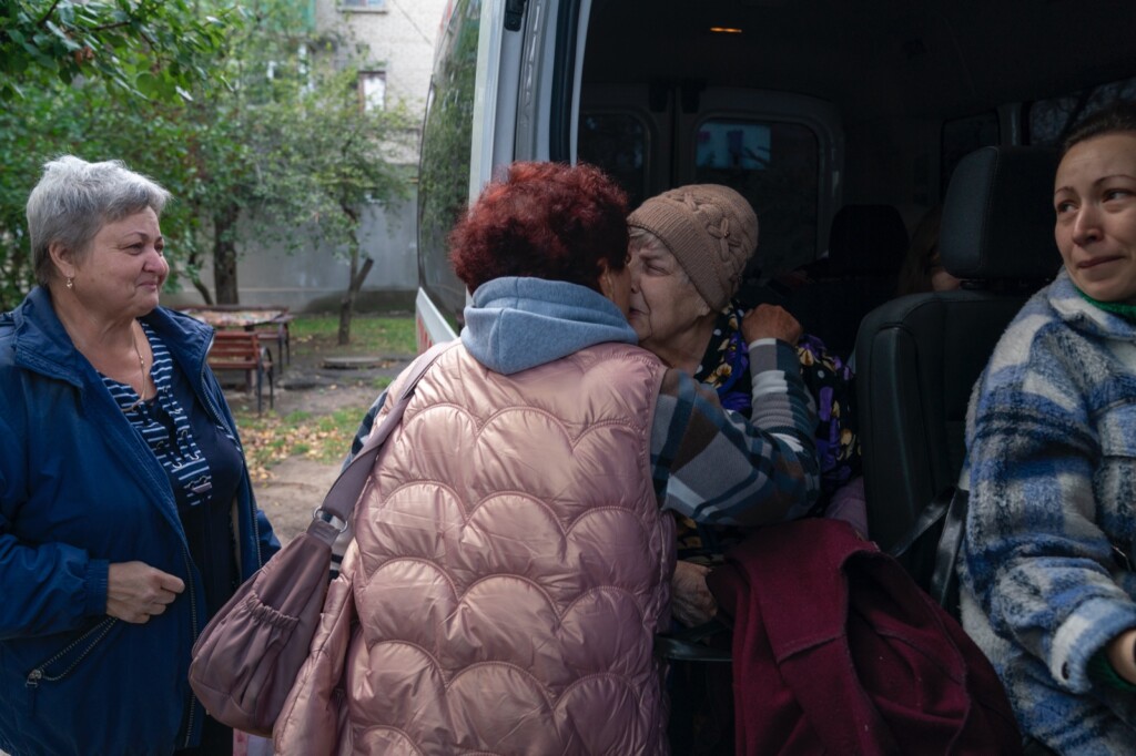 East SOS Has Evacuated 3,389 People From the Frontline in 5 Months as Part of the UHF Project | CF «East SOS», картинка №4