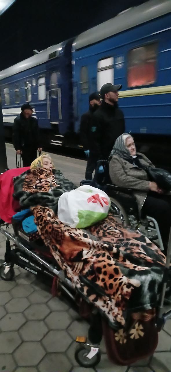 The Ministry of Social Policy, Family and Unity of Ukraine and the East SOS Charitable Foundation are joining efforts to save even more lives | CF «East SOS», картинка №7