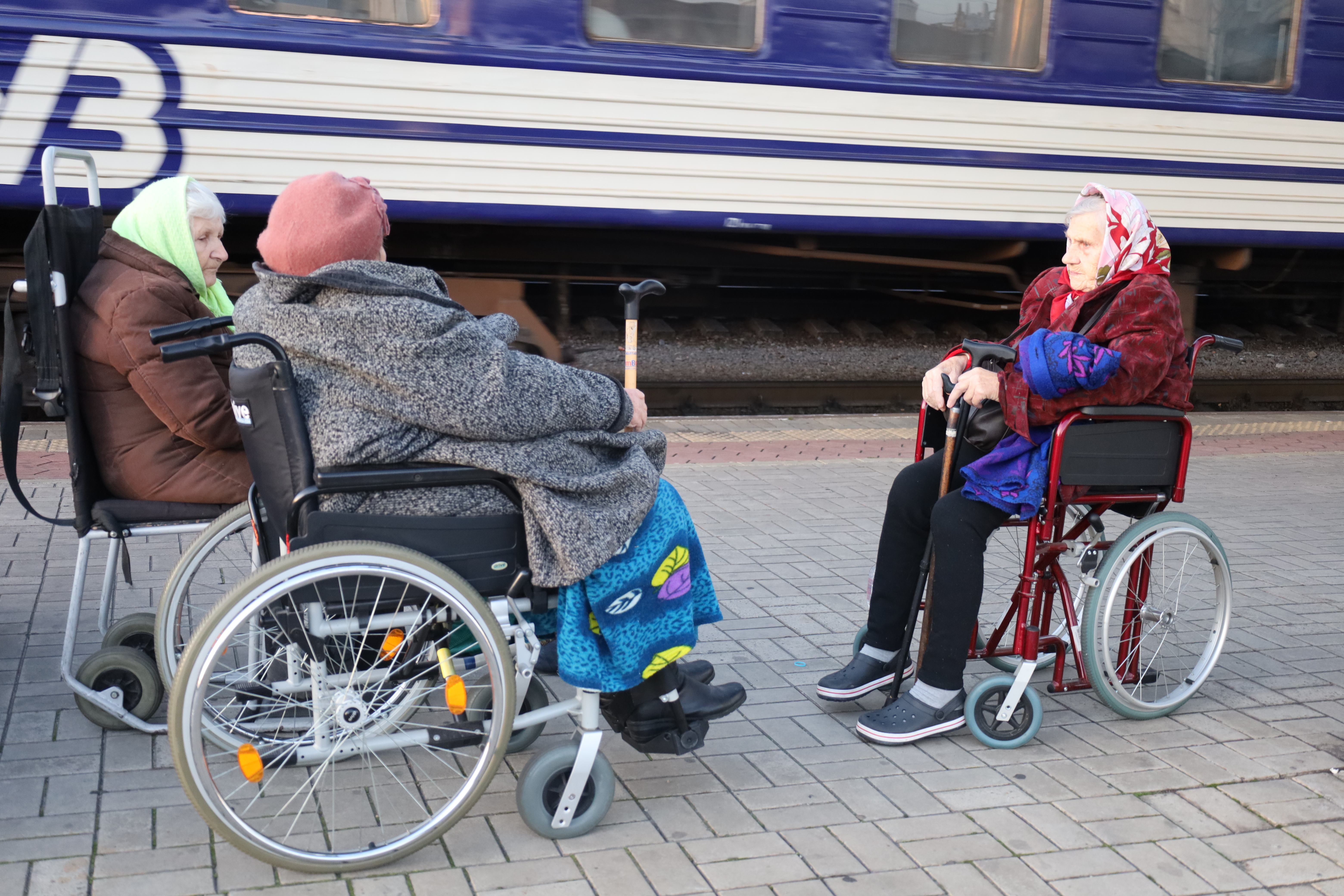 The Ministry of Social Policy, Family and Unity of Ukraine and the East SOS Charitable Foundation are joining efforts to save even more lives | CF «East SOS», картинка №4