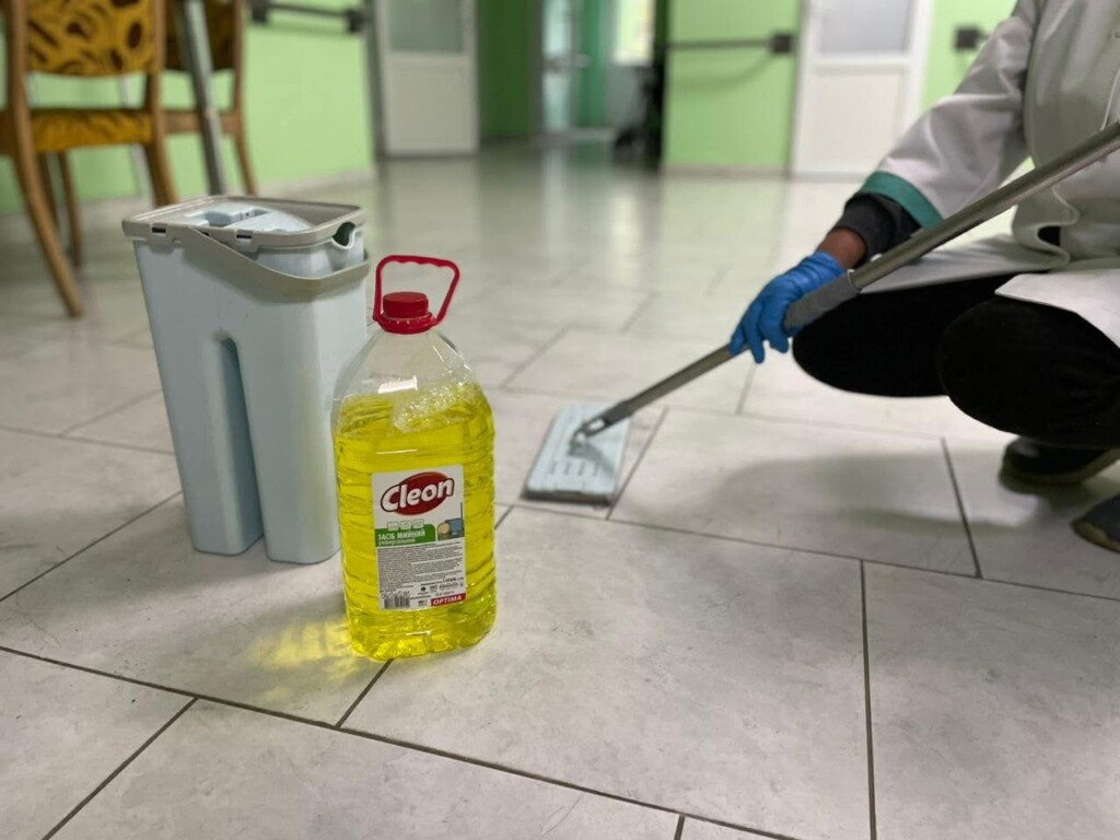 БФ «Схід SOS» передав гігієнічні набори закладам стаціонарного догляду та підтриманого проживання, де мешкають 1060 людей | БФ «Схід SOS», картинка №1