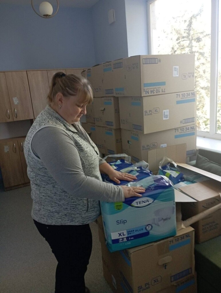 БФ «Схід SOS» передав гігієнічні набори закладам стаціонарного догляду та підтриманого проживання, де мешкають 1060 людей | БФ «Схід SOS», картинка №2