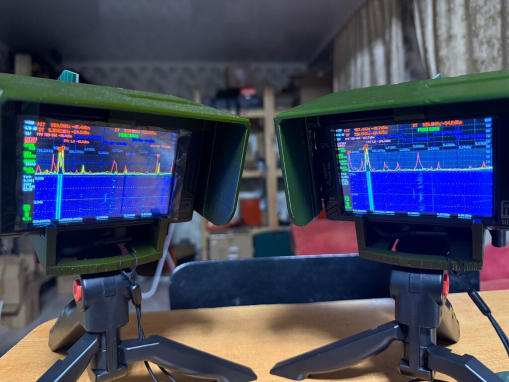 БФ «Схід SOS» отримав 8 детекторів дронів «Дзиґа» й 2 детектори «TinySA Ultra» | БФ «Схід SOS», картинка №1