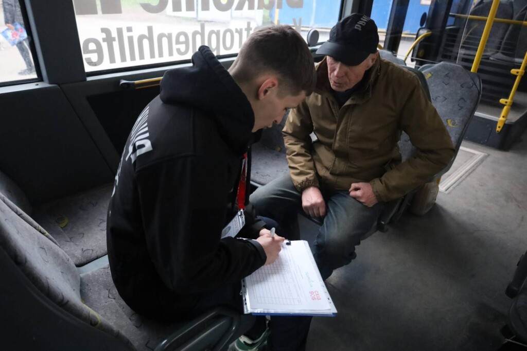 У лютому-вересні 2025 року фахівці з логістики евакуації БФ «Схід SOS» надали індивідуальний супровід 2361 людині | БФ «Схід SOS», картинка №4