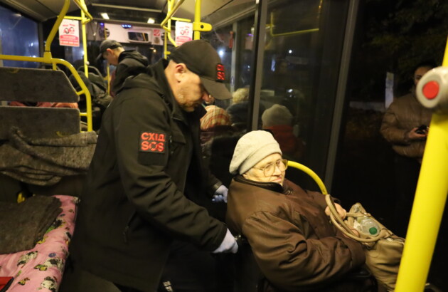 БФ «Схід SOS» та Мінсоцполітики забезпечили медичний супровід для 20 евакуйованих людей з інвалідністю