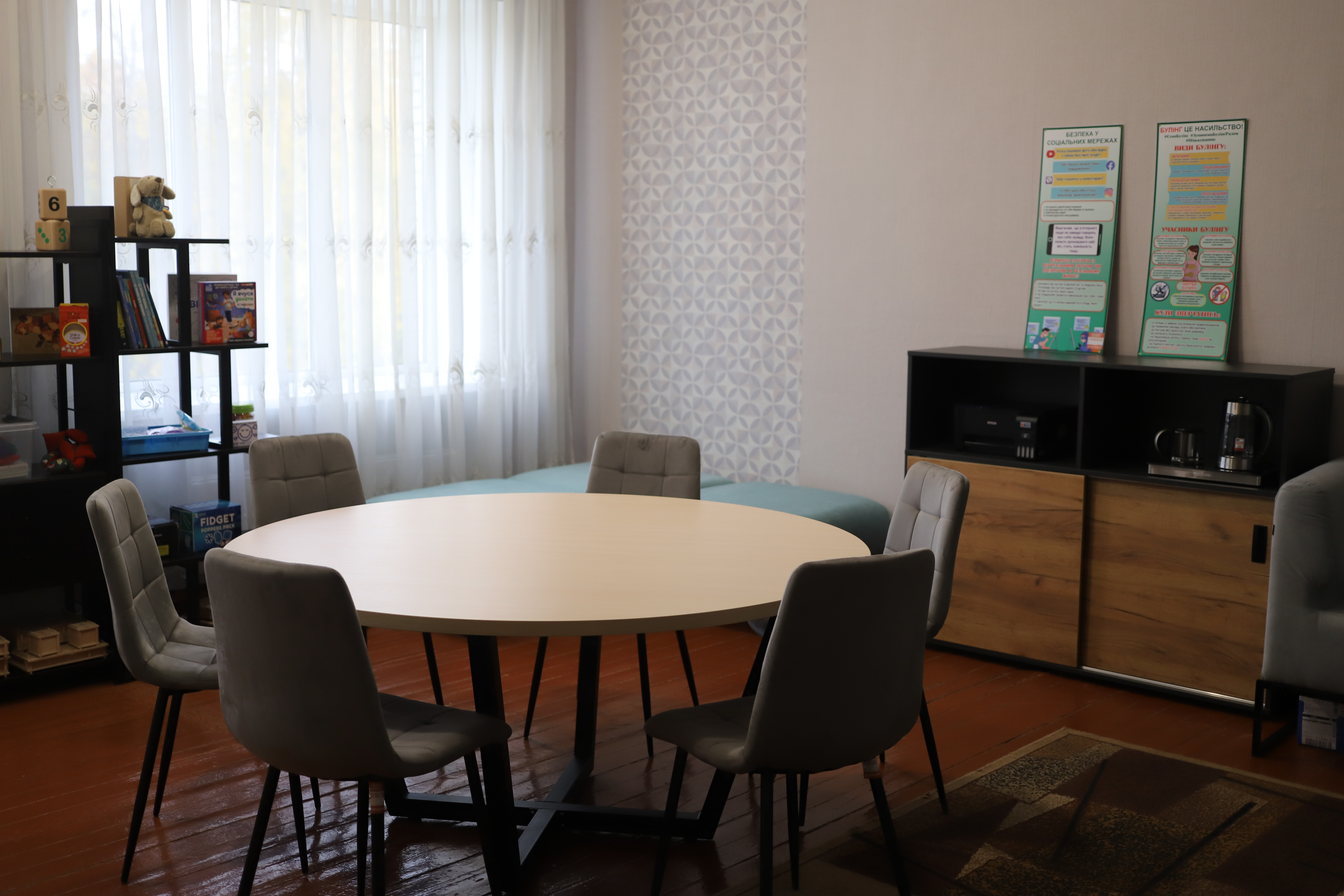 «Історії стійкості»: як школи Сумщини, що за 30 км від кордону з рф, поєднують знання й безпеку | БФ «Схід SOS», картинка №26