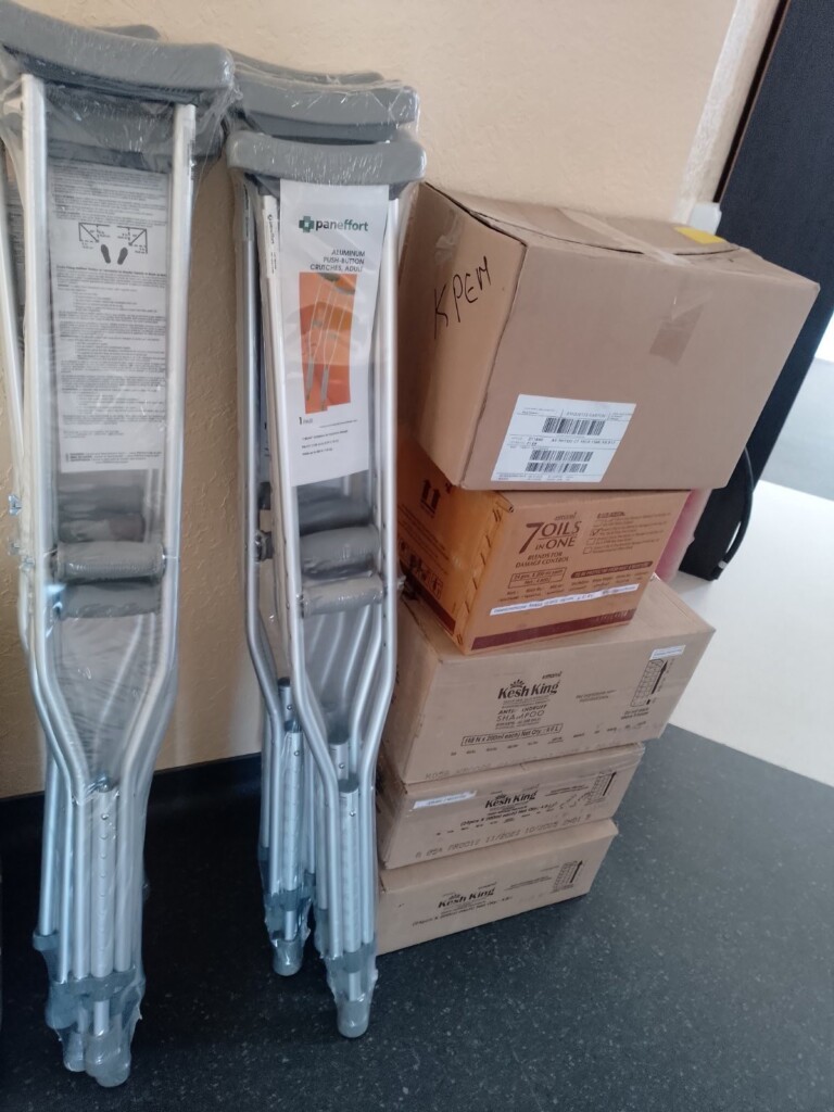 БФ «Схід SOS» передав мешканцям семи закладів стаціонарного догляду допоміжні засоби реабілітації від волонтерського центру «Марлог» | БФ «Схід SOS», картинка №5