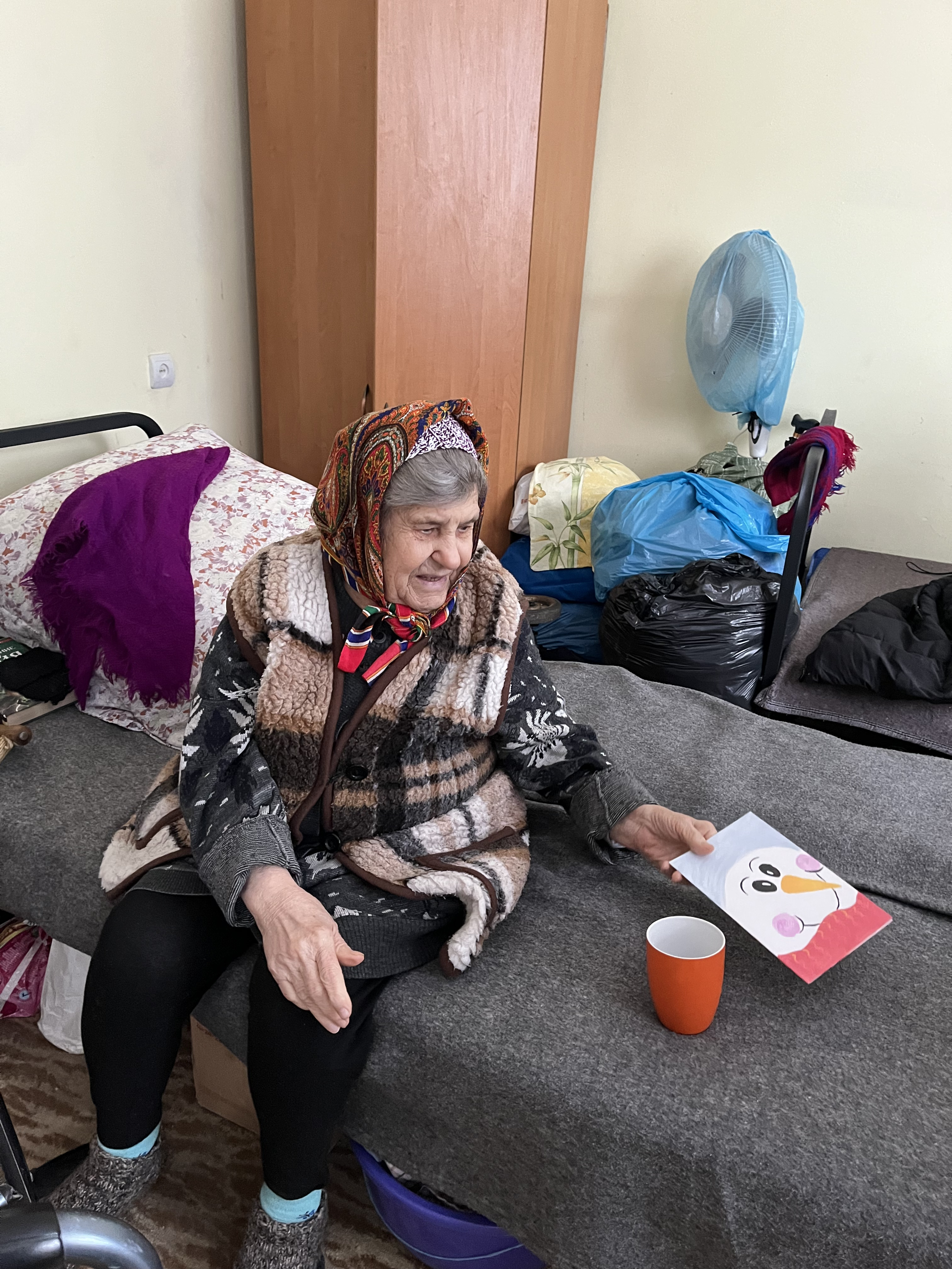 Команда БФ «Схід SOS» у Дніпрі й Харкові подарувала різдвяне свято евакуйованим, які далеко від домівки | БФ «Схід SOS», картинка №2