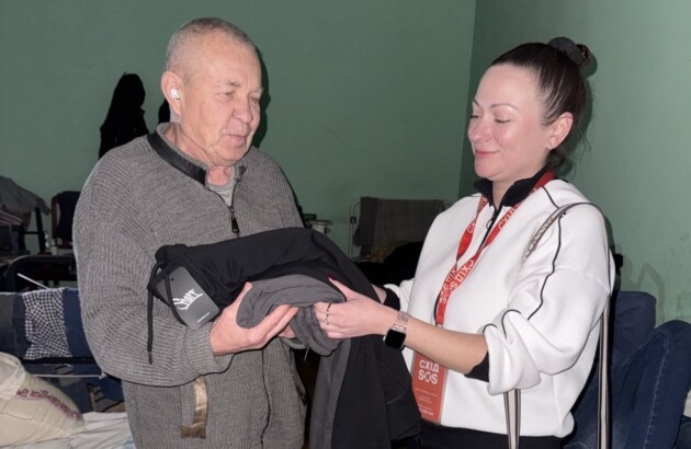 Український бренд «Staff» вдруге передав фонду «Схід SOS» одяг і взуття для евакуйованих