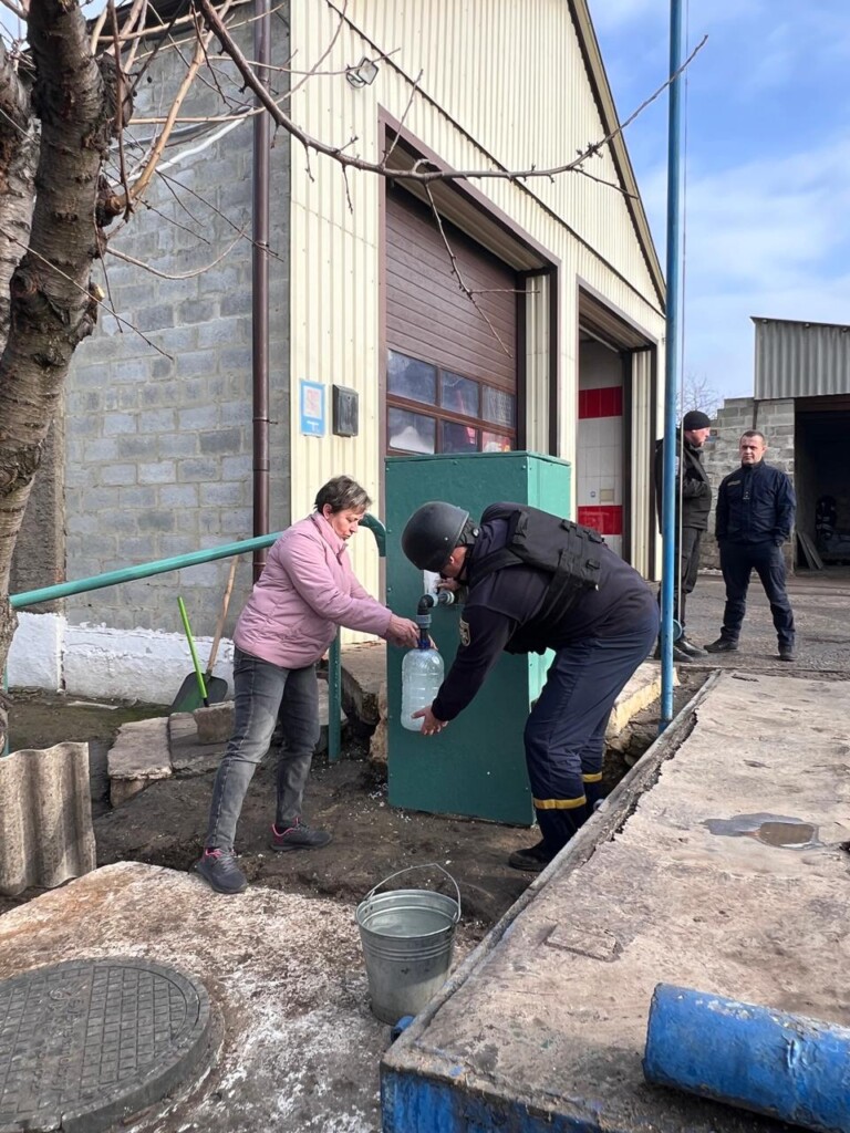 БФ «Схід SOS» облаштував свердловину з технічною водою у селищі Олександрівка на Донеччині | БФ «Схід SOS», картинка №2