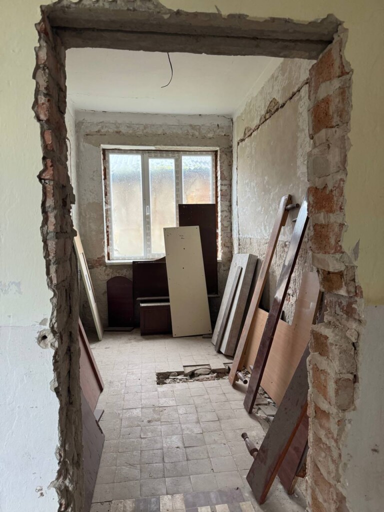 Моніторинговий візит БФ «Схід SOS»: як у Радехівській громаді готують об’єкт для надання переселенцям соціальних послуг стаціонарного догляду | БФ «Схід SOS», картинка №3