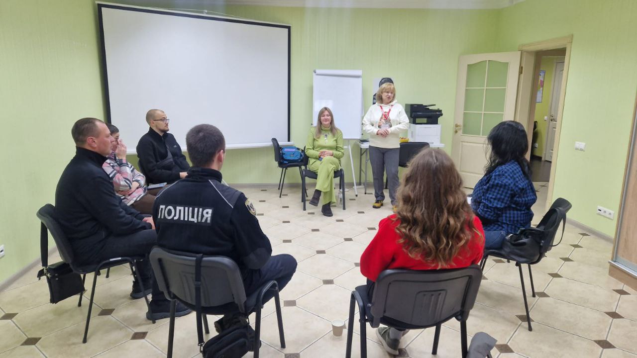 Навчання, що формує психологічну стійкість: підсумки тренінгів від БФ «Схід SOS» у листопаді | БФ «Схід SOS», картинка №4