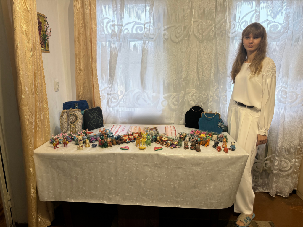 Будинок, відновлений БФ «Схід SOS», став простором для життя і творчості: історія пані Любові | БФ «Схід SOS», картинка №1