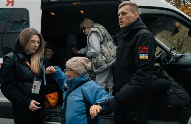 Очима репортерів «Frontliner»: як евакуаційні команди БФ «Схід SOS» рятують життя на Донеччині