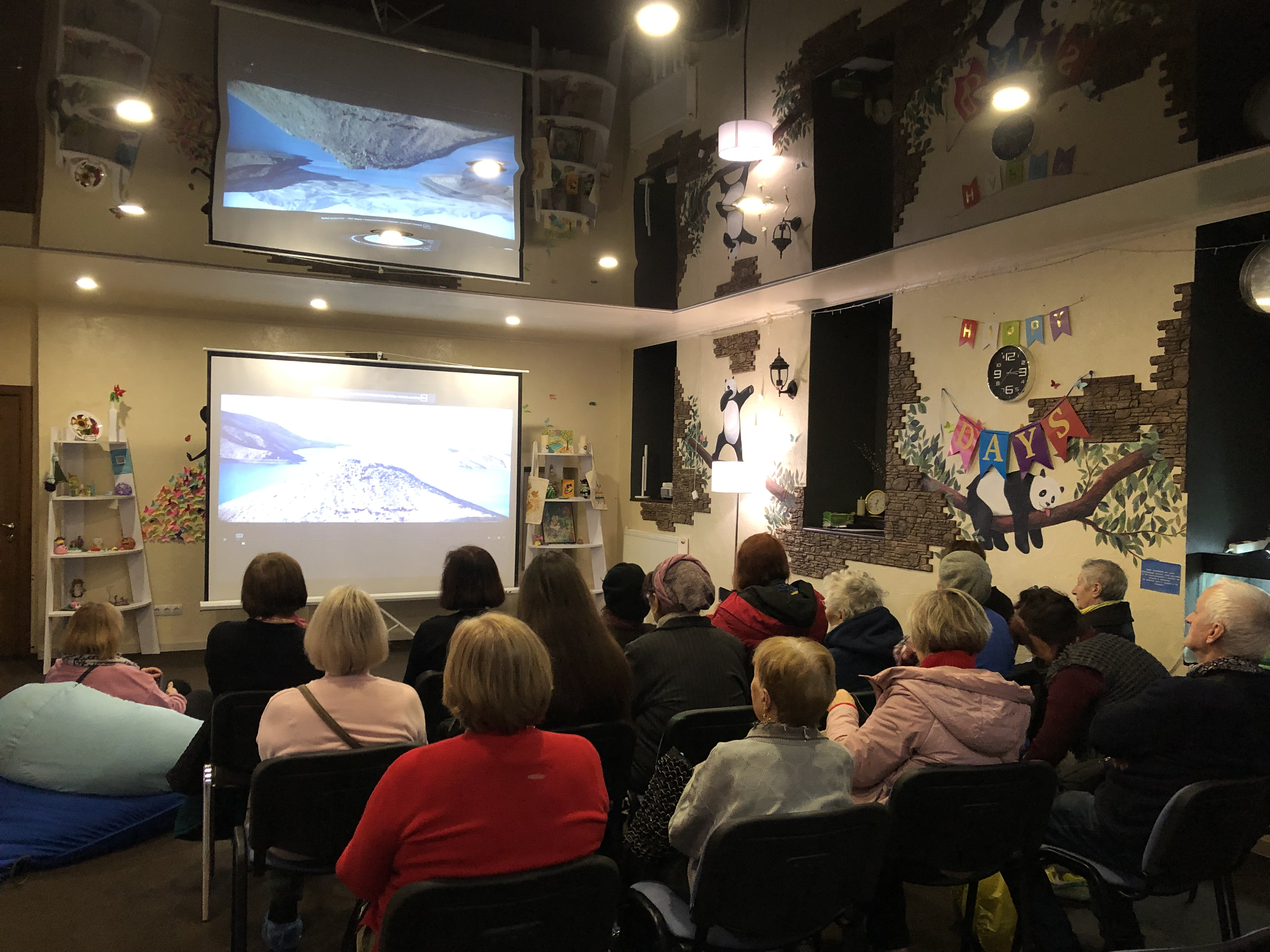 Кіно, яке повертає нам ідентичність: кіносезон від Довженко-Центру в «Затишно space» триває | БФ «Схід SOS», картинка №1