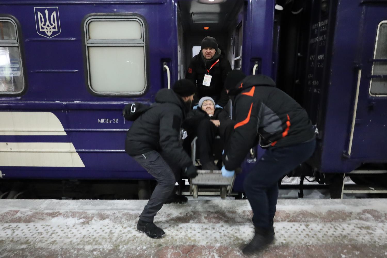 East SOS, Together with the Ministry of Social Policy of Ukraine, Provided Medical Support for 18 Older People | CF «East SOS», картинка №5