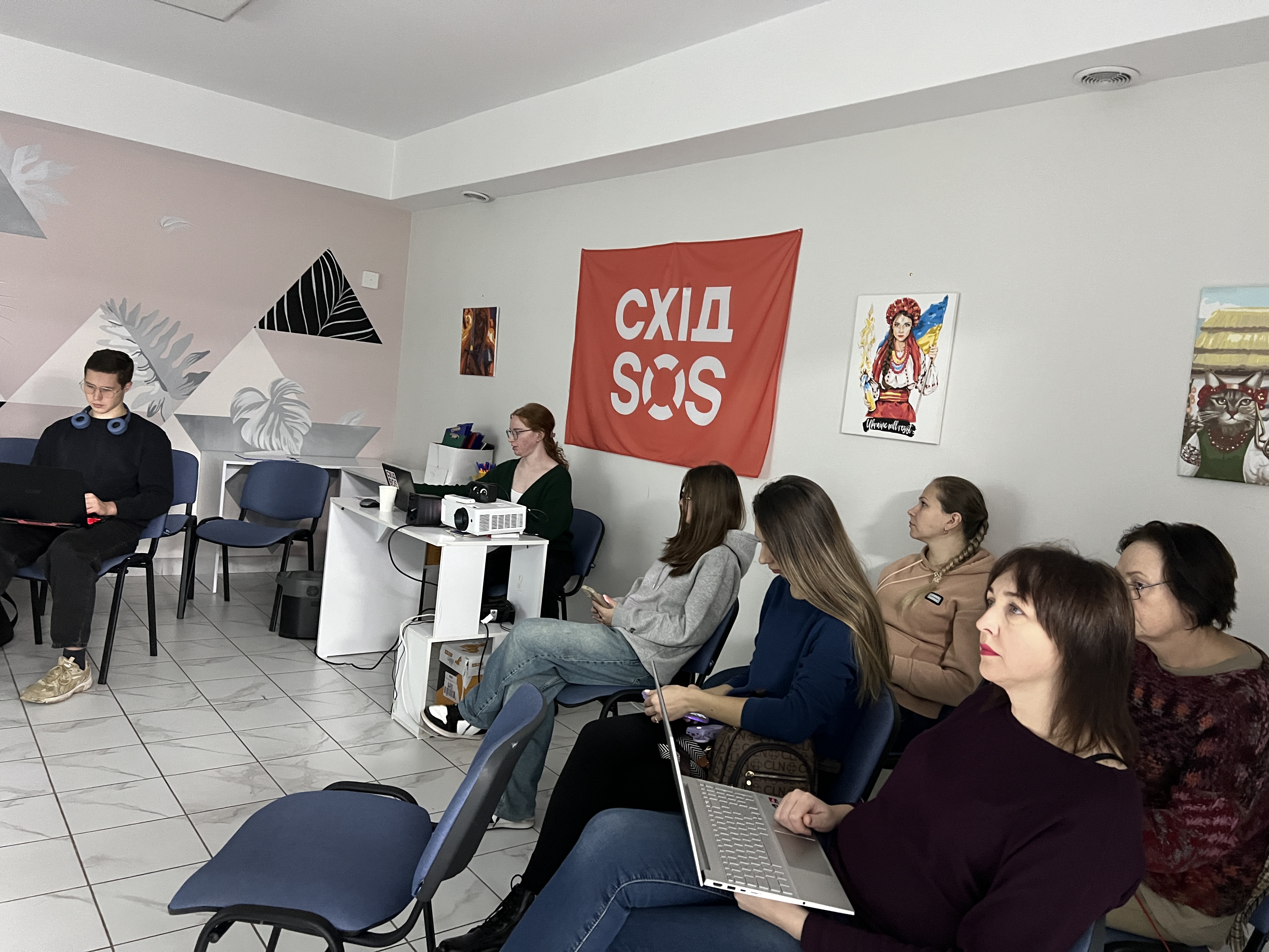 Грудень 2025 у «Затишно space»: підсумки 6 курсів із професійного розвитку і турботи про себе | БФ «Схід SOS», картинка №6