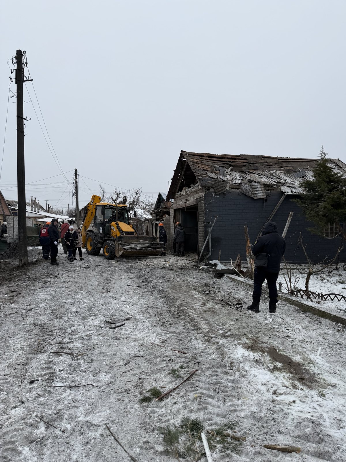 Команда БФ «Схід SOS» підтримала постраждалих від ворожих обстрілів у Запоріжжі та Дніпрі | БФ «Схід SOS», картинка №1