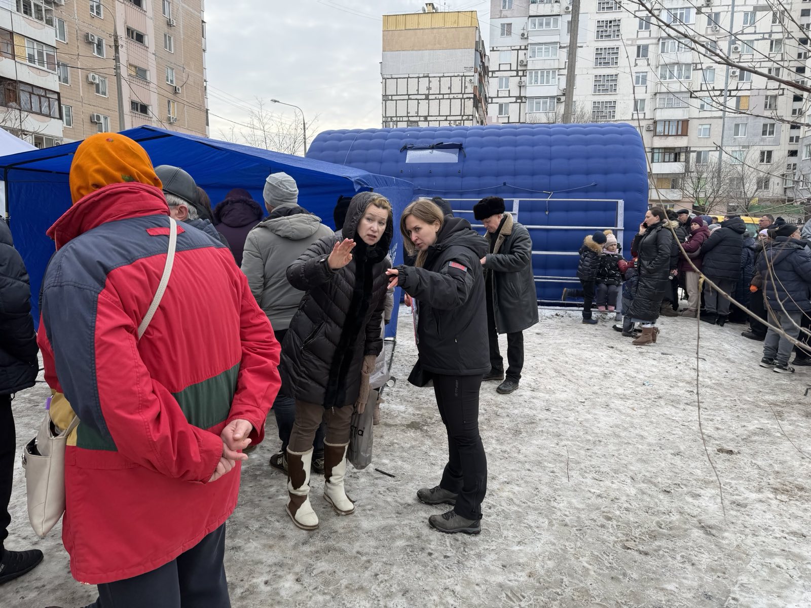 Standing with Zaporizhzhia: The East SOS Charity Foundation Team Supports People Affected by the Shelling | CF «East SOS», картинка №4